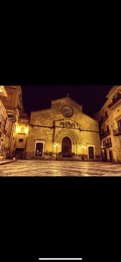 Dietro La Cattedrale Palermo Apartment